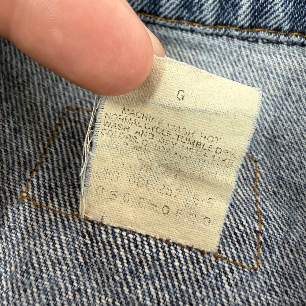 Vintage Levis Mens Medium Denim Trucker Jacket Blue 70507-0219 90s Blue Tab - Picture 7 of 8